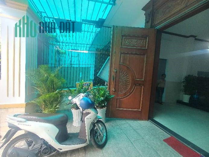 NGỘP BANK GẤP BÁN - MẶT TIỀN KINH DOANH NGANG ĐỈNH  - KHÁCH SẠN DOANH THU 125TR/THÁNG.