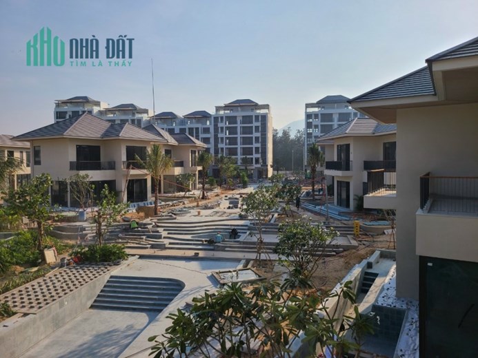 Cần Bán Lô Đôi Mặt Tiền Đường Lê Duẩn 32m