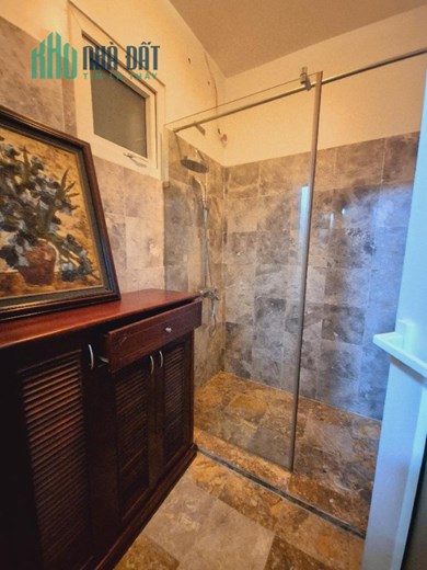 Ngọc Hà đối diện Lăng Bác, Ô TÔ VÀO THẲNG CỬA – 52m  4 tầng chỉ 10.5 tỷ