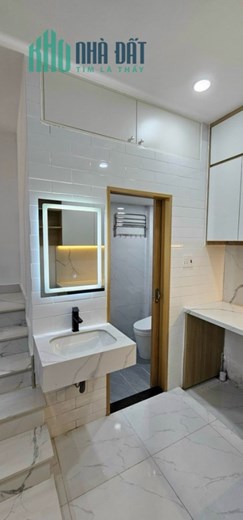 Hotttttt - hẻm xe hơi khu nhà giàu - văn minh yên tĩnh - chỉ 2.3 tỷ