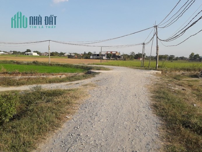 Bán thửa đất mặt tiền đường lớn 20m x 57m tại trung tâm Đức Hoà Long An 2ty1
