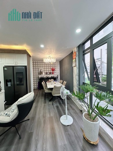 ✅⛔️ Siêu Phẩm Biệt Thự Mini Lô Gốc Ngay ⛔️ AEON Tân Phú 60M2, ( 6x10 ), 5 Tầng Chỉ 10 Tỏi 8 TL.