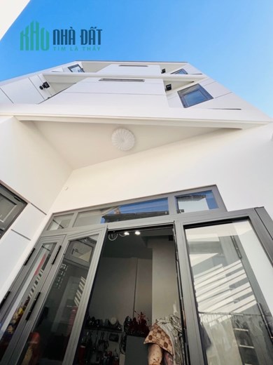 3 PN có sân để xe - Hẻm 3 gác - An ninh yên tĩnh Sát Trung tâm đầy đủ tiện ích - chỉ 3.5 tỏi