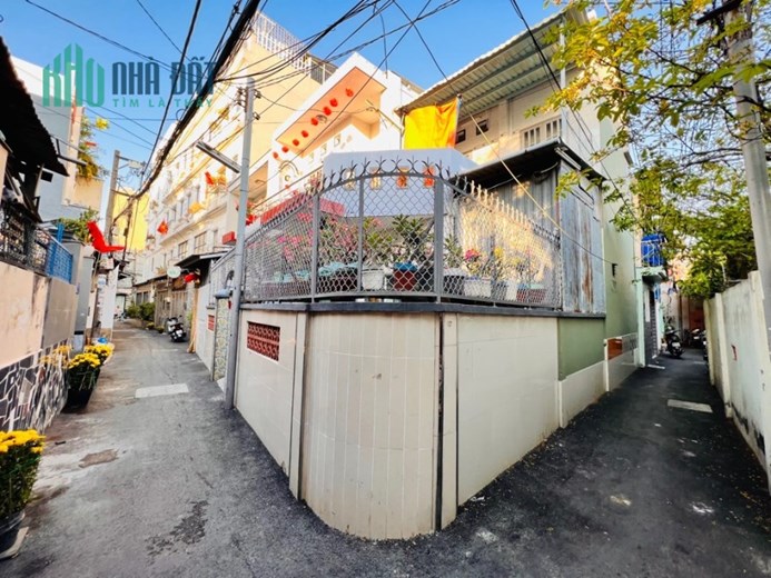 3 PN có sân để xe - Hẻm 3 gác - An ninh yên tĩnh Sát Trung tâm đầy đủ tiện ích - chỉ 3.5 tỏi
