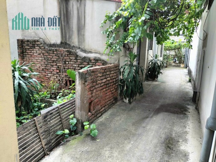 CẦN BÁN GẤP 35M ĐẤT THỤY PHƯƠNG - GẦN CHỢ KẺ VẼ.