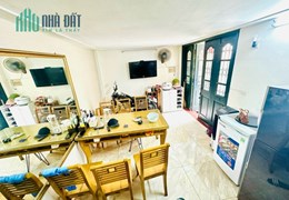 Bà Triệu gần Bờ Hồ - 6 tầng 30m chỉ 12 tỷ - NGÕ NÔNG RỘNG, NHÀ THOÁNG, CÓ THỂ KINH DOANH