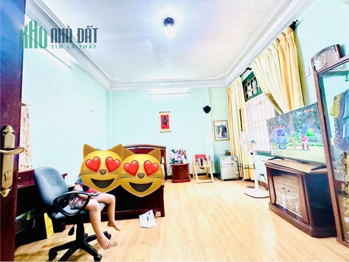 Bà Triệu gần Bờ Hồ - 6 tầng 30m chỉ 12 tỷ - NGÕ NÔNG RỘNG, NHÀ THOÁNG, CÓ THỂ KINH DOANH