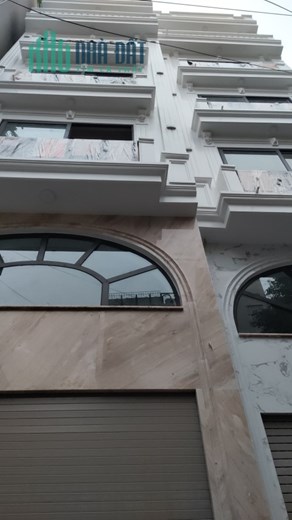 Bán nhà ngõ 376 Đường Bưởi,Vĩnh Phúc, gần khu 7,2 Ha dt 45m2 x 6 t thang máy giá 9,5 tỷ