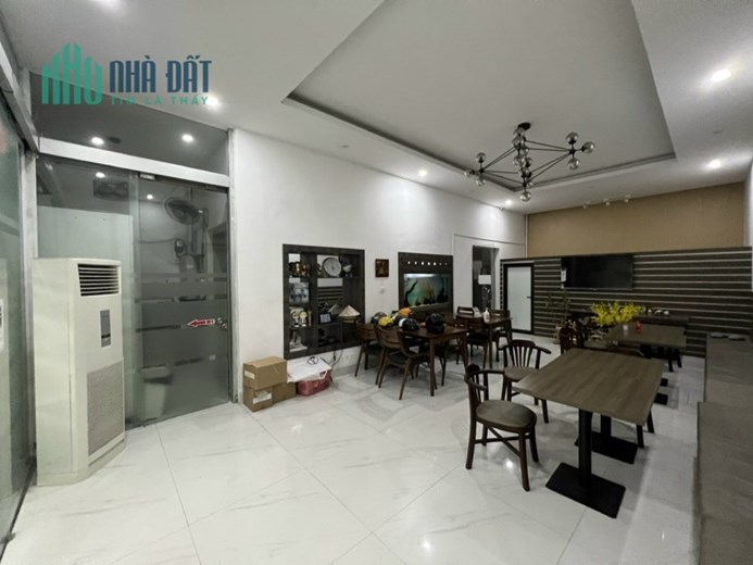 Bán nhà phố Đào Tấn,Nguyễn Văn Ngọc 90m2 x 8 t mt 7,3 m 16 phòng giá 37,5 tỷ