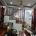 Bán nhà Mỹ Đình 1,Quận NamTừ Liêm dt 50m2 x 4 t mặt tiền 4,2 m ra phố 15 m giá 9.8 tỷ