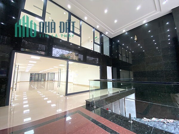 Bán Tòa Văn Phòng 9 Tầng Mặt Phố Ngô Gia Tự. Vị Trí Đắc Địa.DT 348m2.Mt 8.2m nở hậu 12m. Giá 130 TỶ