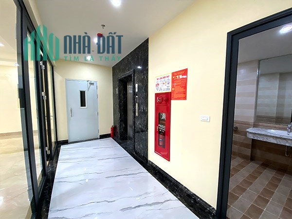 Bán Gấp Tòa Văn Phòng 9 Tầng Mặt Phố Trung Liệt,Vị Trí Lô Góc 3 Mặt Thoáng,DT 267m2. Giá 120 TỶ