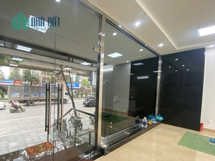 Cho Thuê Tòa Văn Phòng 8 Tầng Xây Mới Mặt Phố Quang Trung, Hà Đông.DT 155m2. Giá 140tr/tháng