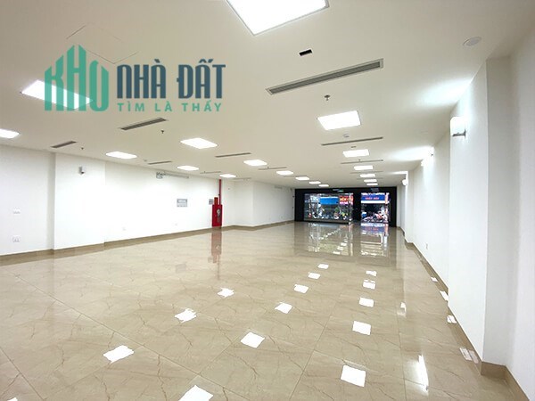 Cho Thuê Tòa Văn Phòng VIP 9 Tầng Mặt Phố Khâm Thiên.DT 310m2, MT 11m.Giá 500tr/th