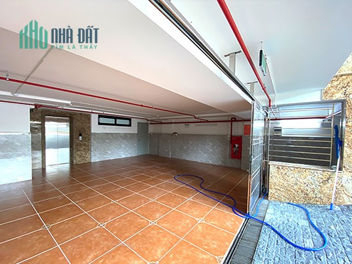 Cho Thuê Tòa Văn Phòng 9 Tầng Xây Mới Mặt Phố Vũ Tông Phan. DT 145m2.Mt 9m. Giá 150tr/th
