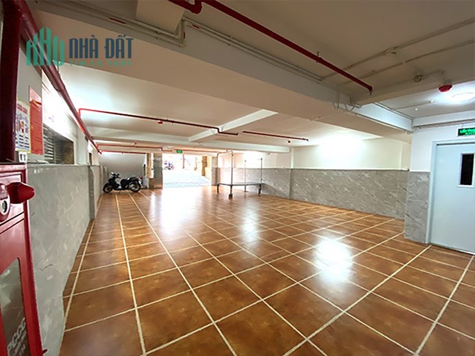 Bán Tòa VP 9 Tầng Mặt Phố Vũ Tông Phan.Đang cho thuê 200tr/th.DT 190m2.Giá 84 TỶ