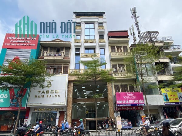 Bán Gấp Tòa VP 9 Tầng Mặt Phố Nguyễn Lương Bằng.Vị Trí Đắc Địa.DT 205m2. Giá 130 TỶ