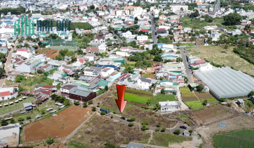 Bán đất đường TÔ HIẾN THÀNH, cách sân bay ĐÀ LẠT  chỉ 1km