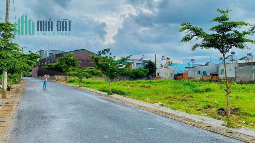 Bán đất đường TÔ HIẾN THÀNH, cách sân bay ĐÀ LẠT  chỉ 1km