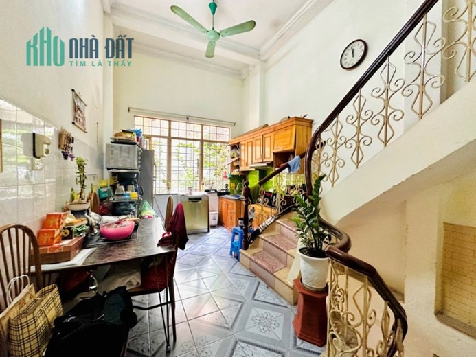 PHÂN LÔ VIP, Ô TÔ ĐỖ CỬA - 4 tầng Tôn Thất Thiệp 52m chỉ 12 tỷ - SÂN RỘNG, 2 MẶT THOÁNG