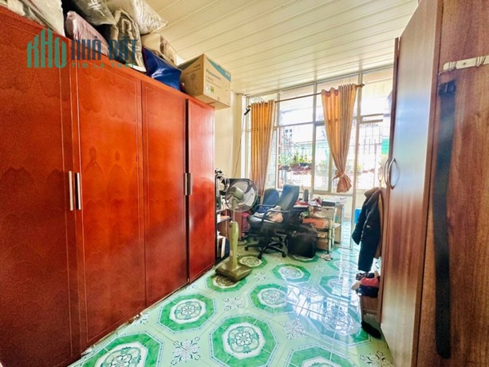 PHÂN LÔ VIP, Ô TÔ ĐỖ CỬA - 4 tầng Tôn Thất Thiệp 52m chỉ 12 tỷ - SÂN RỘNG, 2 MẶT THOÁNG