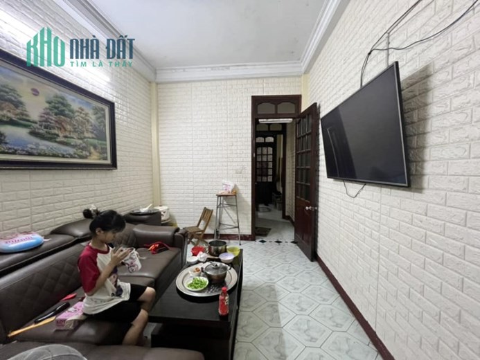 Bạch Mai 27m Giá 3.8 Tỷ,OTO, Bán Nhanh Trong Đêm.