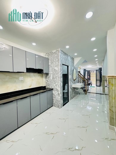 2 Tầng BTCT - 33m2 - An ninh yên tĩnh - chỉ hơn 5 tỷ 1 xíu thôi