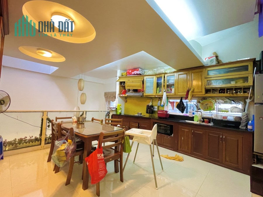 Bán Gấp Nhà Bạch Mai, Lê Thanh Nghị 26m Giá 3.8 Tỷ.
