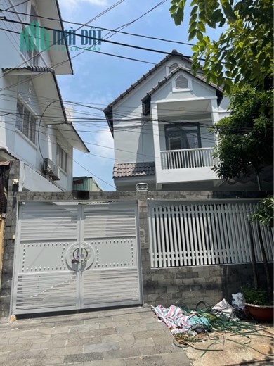 Biệt Thự Mini - Mặt Tiền Ngay Trung Tâm Quận 7 - Kế Bên  Cầu Phú Mỹ - 168m2 - Ngang Bề Thế 11M - 2