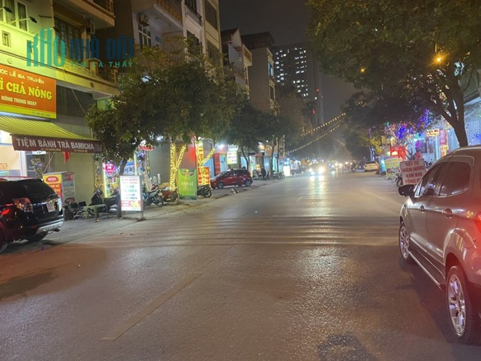 Bán đất vị trí đẹp nhất mặt phố Hoàng Công - Kiến Hưng