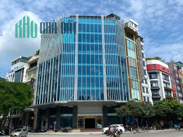 Cho Thuê Tòa Văn Phòng VIP 11 Tầng MP Trần Thái Tông.DT 315m2. Lô Góc. Giá 700tr/th