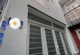 Mặt tiền  - Gần ngay chợ Gò Vấp - Ngã 5 GV - Nhình 2 tỷ
