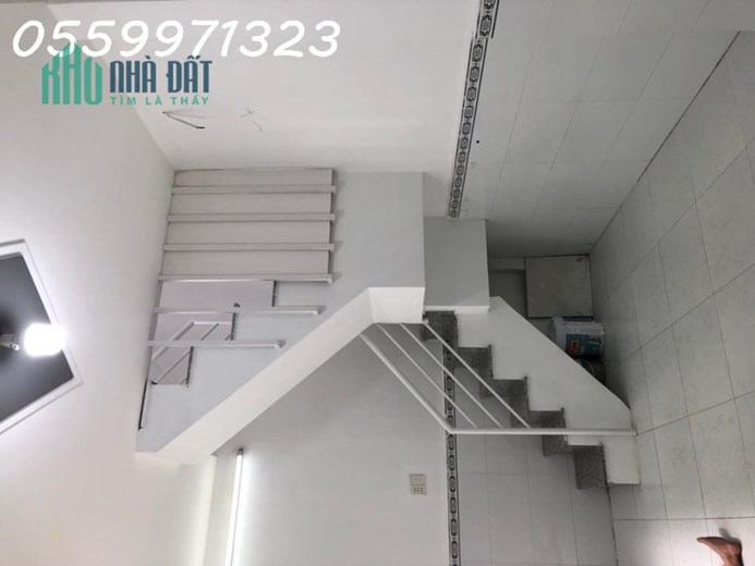 Mặt tiền  - Gần ngay chợ Gò Vấp - Ngã 5 GV - Nhình 2 tỷ