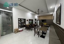 Có 102 Linh Lang Ba Đình 80m² x 7 tầng x MT 5m 28 tỷ đường 3 ô tô gần phố vị trí đẹp.