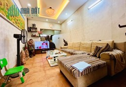 Bán nhà 4 tầng, 45m², Giáp Bát, 5.4 tỷ, 2 mặt ngõ