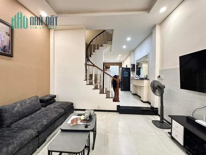Bán Nhanh Nhà riêng Bình Thọ, DT 120m2, 5T, HXH 8m, ngay Vincom Thủ Đức, Giá 11 Tỷ