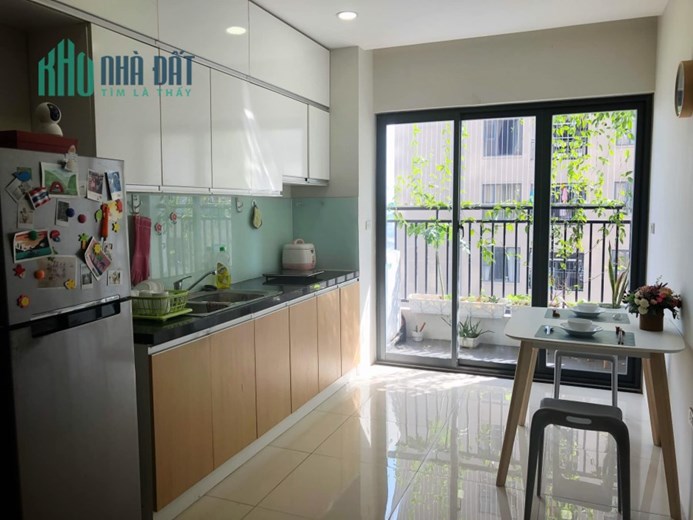Bán chung cư 198 Nguyễn Tuân, 90m2, 3pn. 4,2 tỷ. 0975118822 (822)