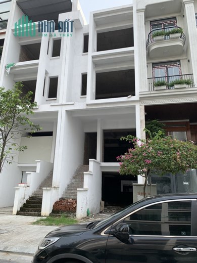 Tìm Mua Nhà Đất 5 Tầng Giá 5 Tỷ Tại Gia Cẩm Việt Trì - Đừng Bỏ Lỡ