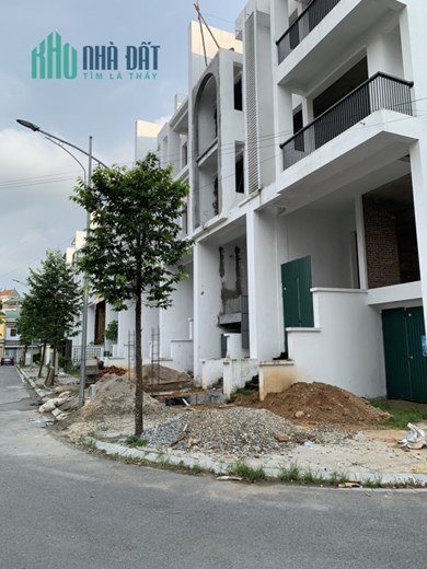 Tìm Mua Nhà Đất 5 Tầng Giá 5 Tỷ Tại Gia Cẩm Việt Trì - Đừng Bỏ Lỡ