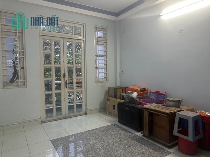 MẶT TIỀN CHỢ GIÃN DÂN - NHÀ ĐẸP 4 Tầng- Ngang 4m - - GIÁ NHỈNH 5 Tỷ