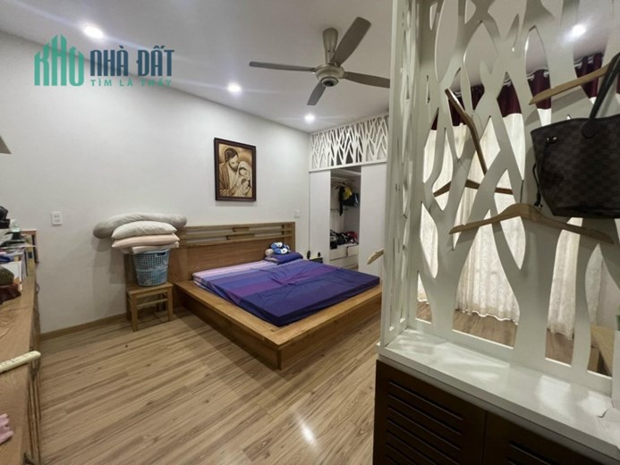 Bán Nhà riêng đường Thống Nhất, Bình Thọ,HXH, DT 120m2, 5T, 5PN, Nhĩnh 10 Tỷ