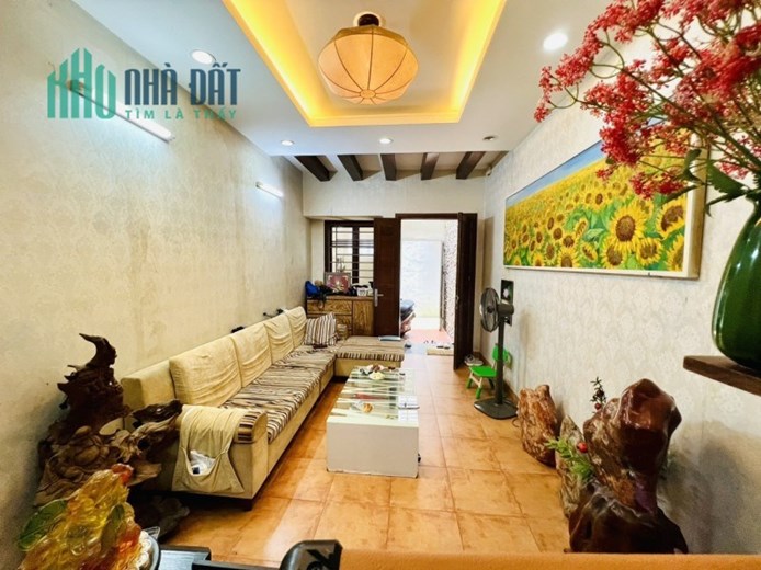 Bán Nhà Thái Thịnh, Thái Hà, Đống Đa - 45m², 5 Tầng, Giá 6 Tỷ sau hỗ trợ