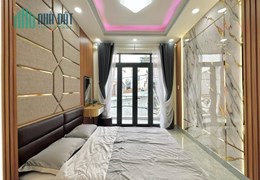 Bán Nhà Riêng Đường Số 4 Gần Vincom Thủ Đức, 5x22m, 5T, HXH 8m, Giá 10 Tỷ