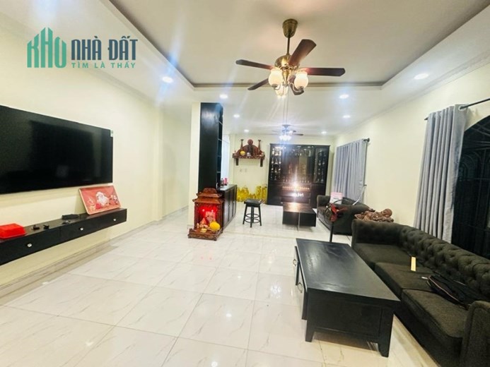 Bán Gấp Nhà riêng Xây Dựng Kiên Cố 85m2, 5PN, Đường Số 19, Phường Linh Chiểu, Thủ Đức, Nhĩnh 8 Tỷ