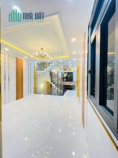 Bán Nhà Riêng đường Võ Văn Ngân, 110m2, 5 Tầng, HXH, Gần Vincom Thủ Đức, Chỉ 10,2 Tỷ
