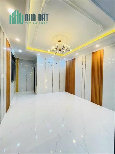 Bán Nhà Riêng đường Võ Văn Ngân, 110m2, 5 Tầng, HXH, Gần Vincom Thủ Đức, Chỉ 10,2 Tỷ