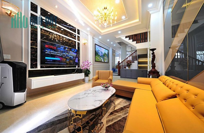 Chủ Bán Gấp Nhà riêng, 5T, hxh tránh, Nhà Đẹp Ở Ngay Cách Chợ Linh Trung, Thủ Đức 200m,