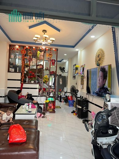 Cần Bán Nhanh Nhà 2 Tầng Siêu Đẹp Đường Xe Ô tô Vivu Ngay Trung Tâm Đức Hòa , Giá Tốt