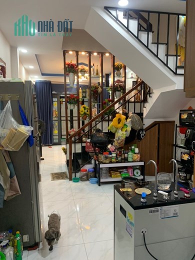 Cần Bán Nhanh Nhà 2 Tầng Siêu Đẹp Đường Xe Ô tô Vivu Ngay Trung Tâm Đức Hòa , Giá Tốt