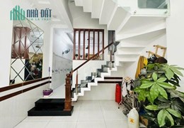 Bán Nhà riêng 5x18m, 5PN, phường Linh Trung, Thủ Đức, Giá Nhĩnh 8 Tỷ